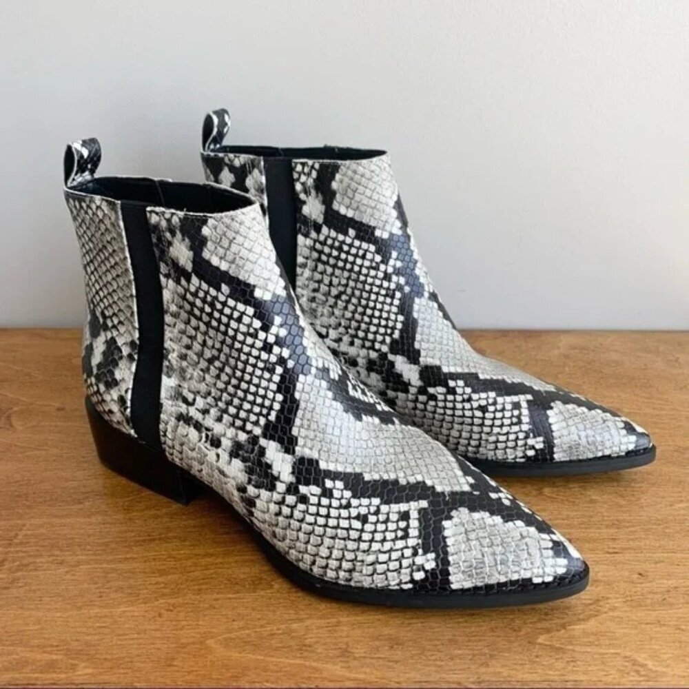 MARC FISHER LTD. Vivica Pointed Toe Snakeskin White Cow Ankle Block Heel - Picture 2 of 14